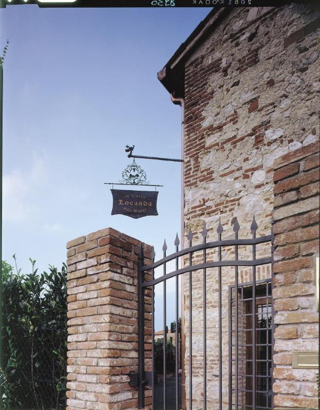 Locanda La Corte Dei Galli Carre Eksteriør billede