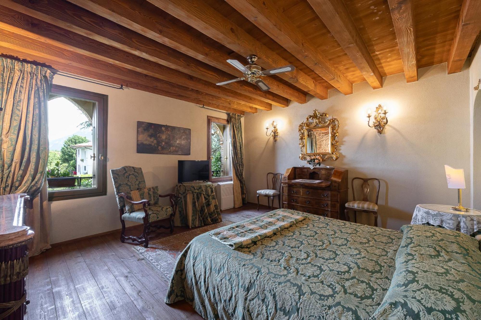Locanda La Corte Dei Galli Carre Eksteriør billede