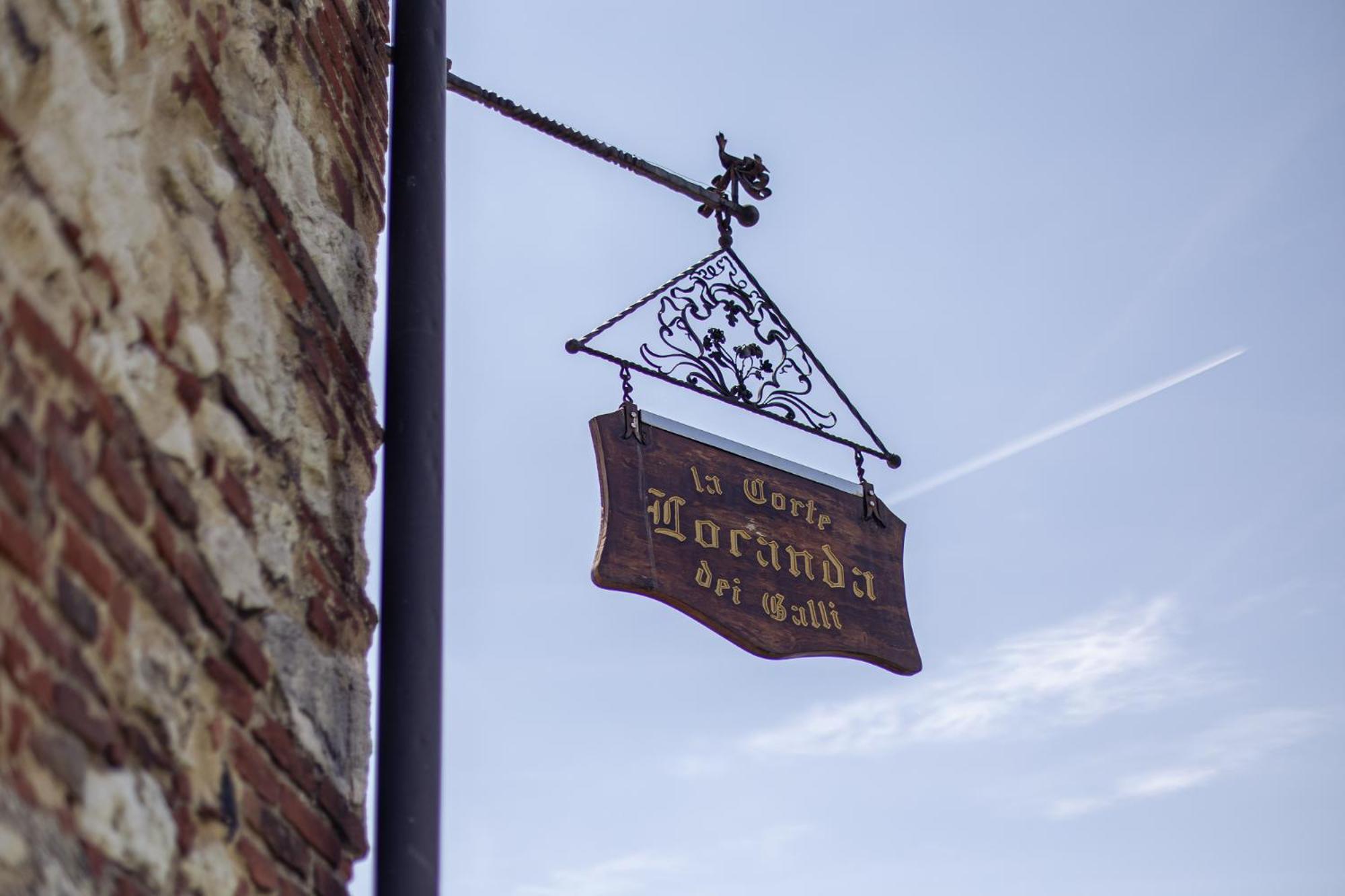 Locanda La Corte Dei Galli Carre Eksteriør billede