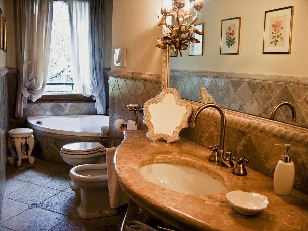 Locanda La Corte Dei Galli Carre Værelse billede