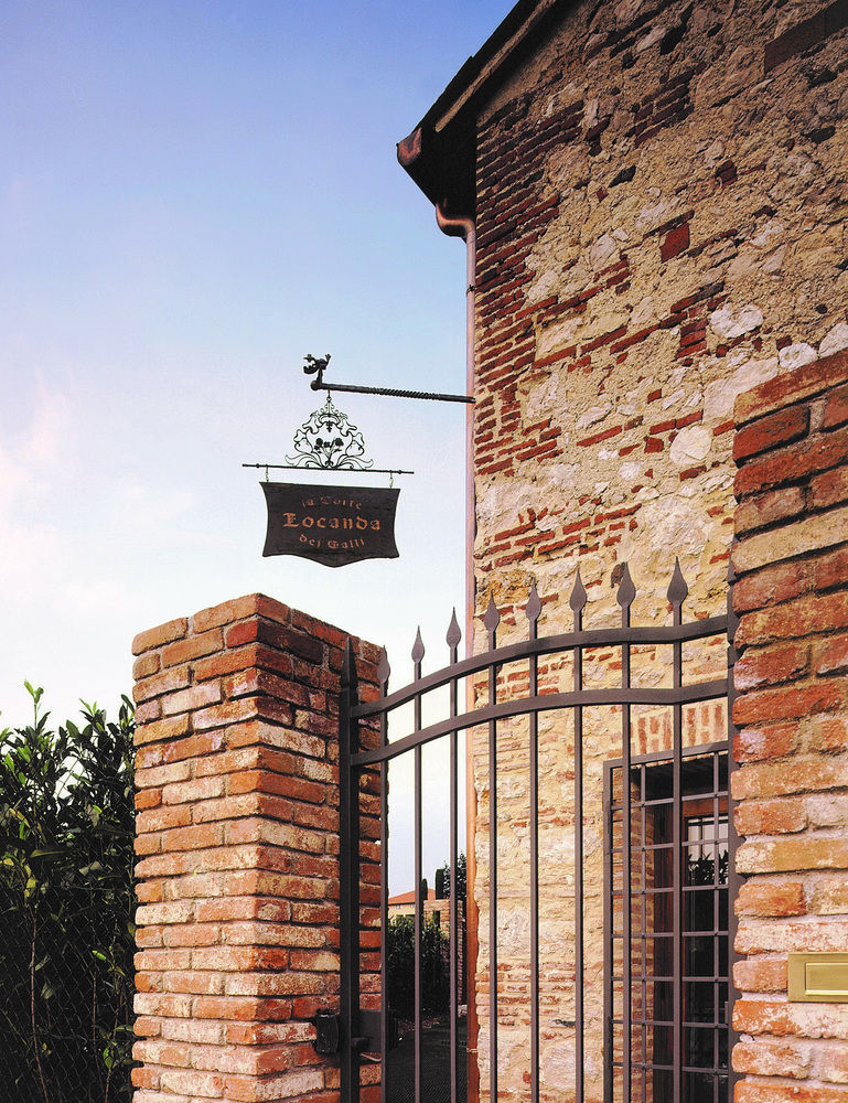 Locanda La Corte Dei Galli Carre Eksteriør billede