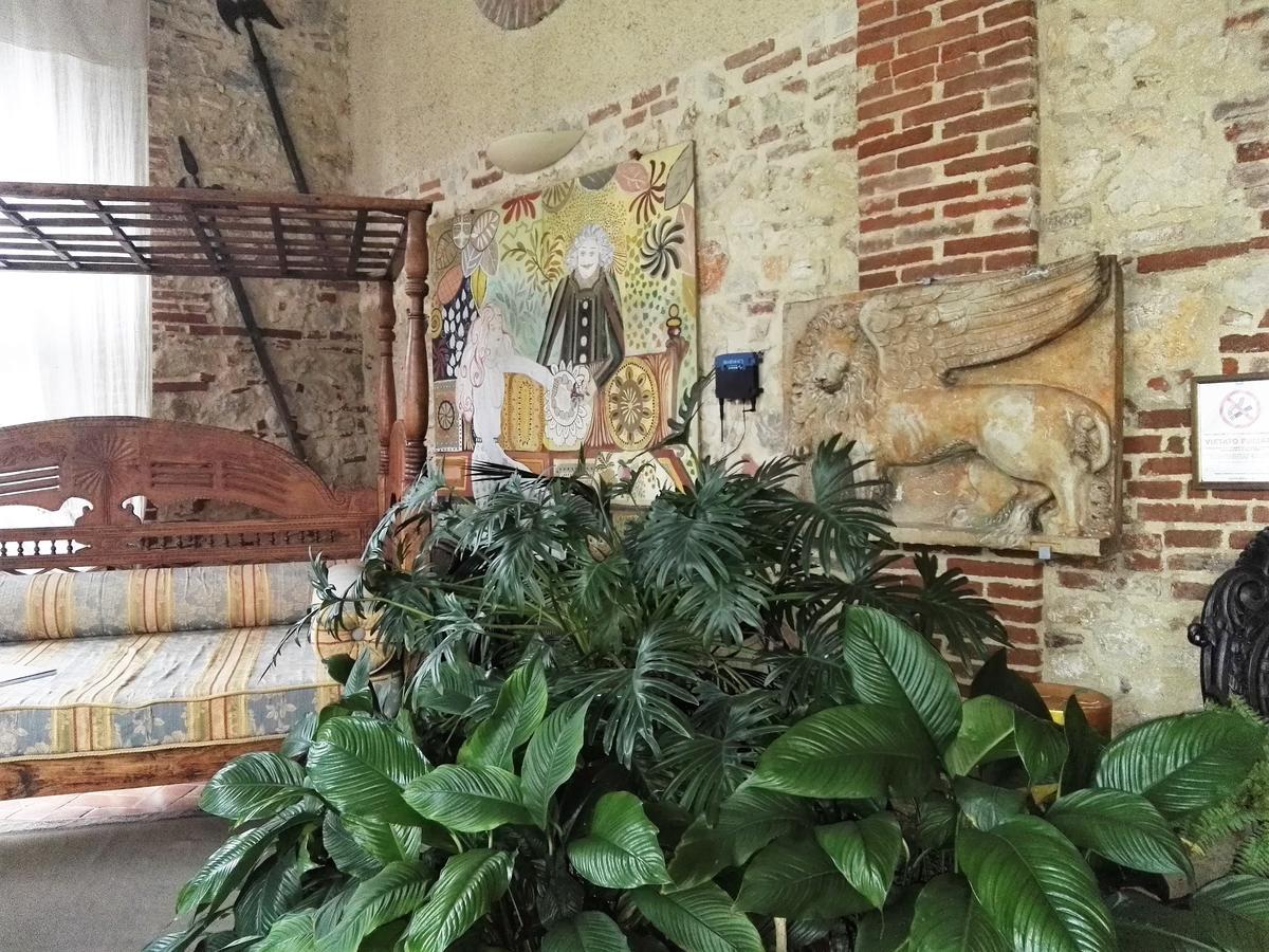 Locanda La Corte Dei Galli Carre Eksteriør billede